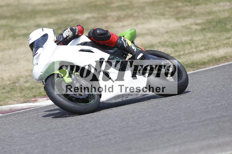 /22 06.07.2026  Pluess Moto Sport ADR/Freies Fahren/92